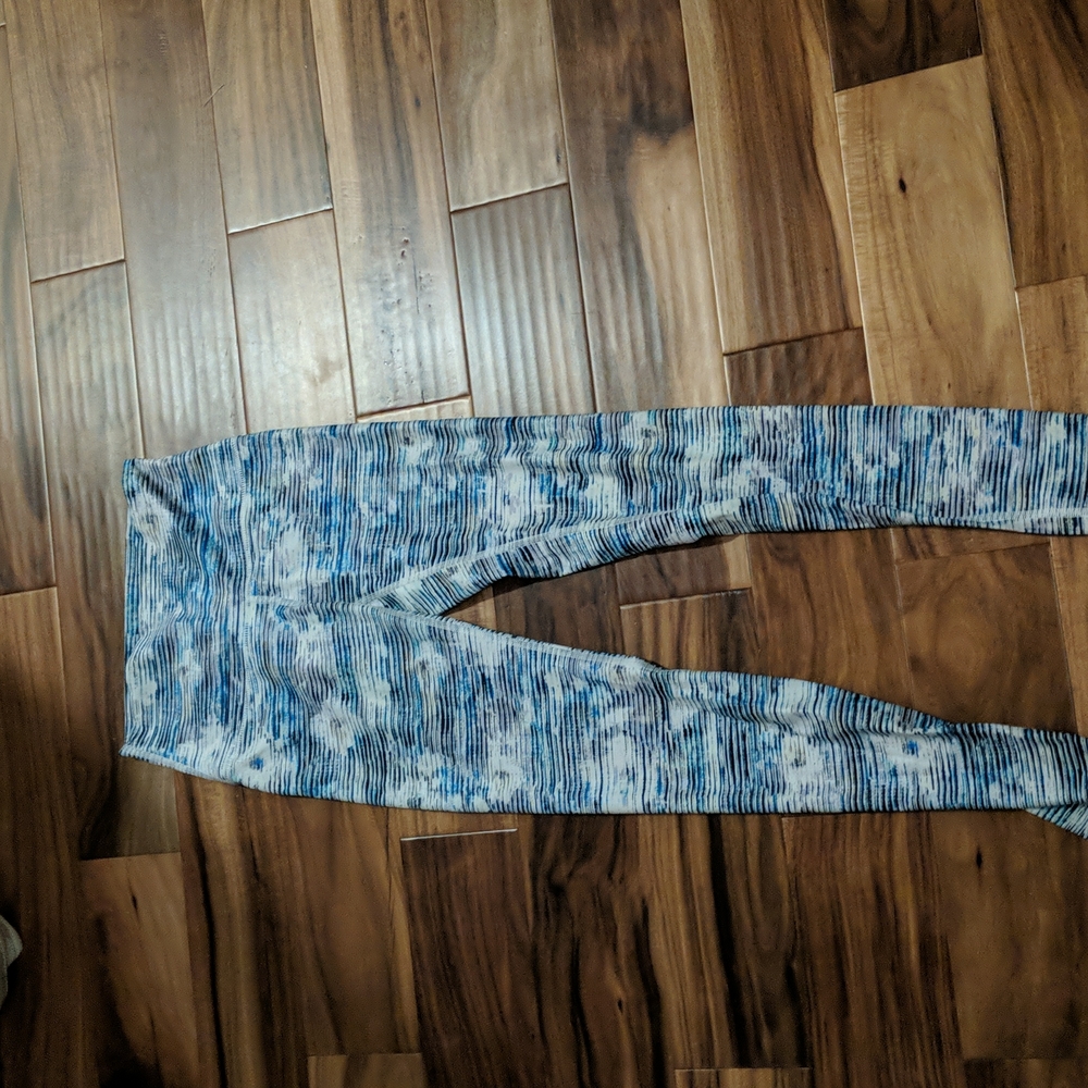 Lululemon blue striped full length leggings size 6
